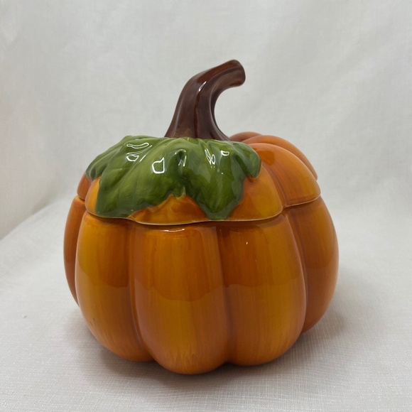 Pier 1 Imports Ceramic Lidded Pumpkin Dish - Picture 1 of 8